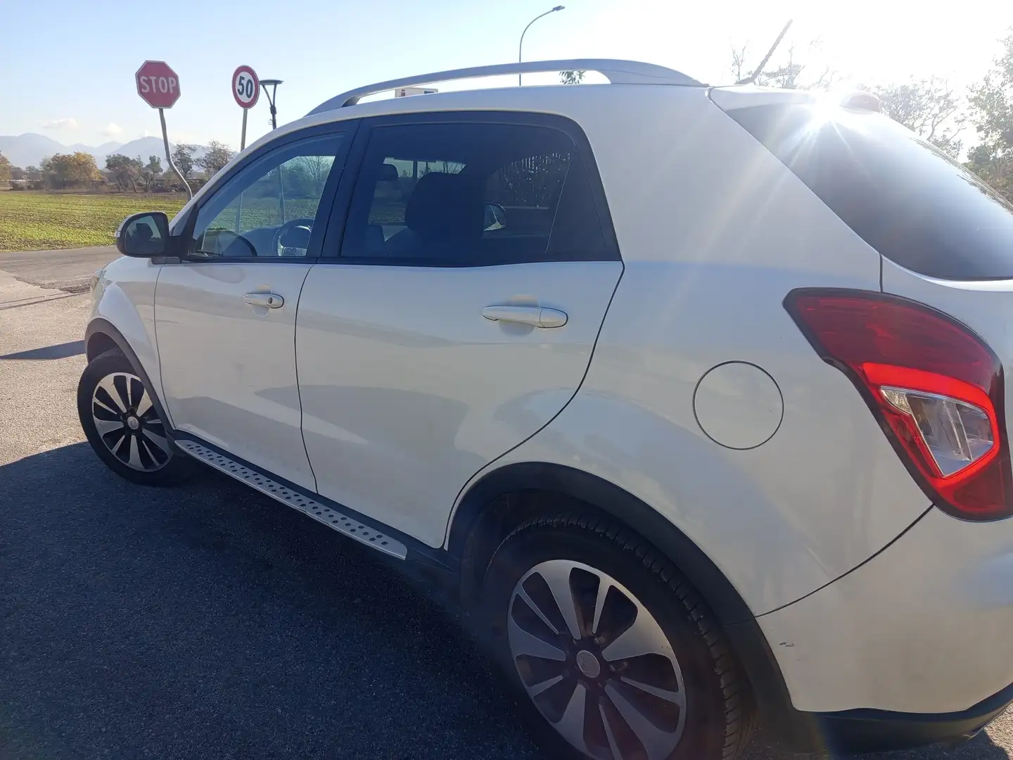 SsangYong Korando Bianco - 2