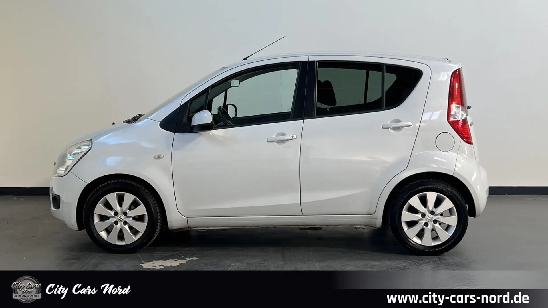 Suzuki Splash Club 1.2 KLIMA-SHZ-ALU.FELGEN-RADIO Alb - 2