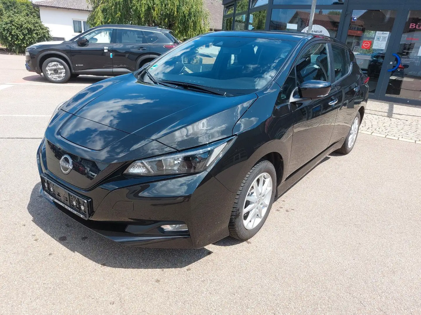 Nissan Leaf 40 KW/h Acenta, Winter-Paket Negro - 1