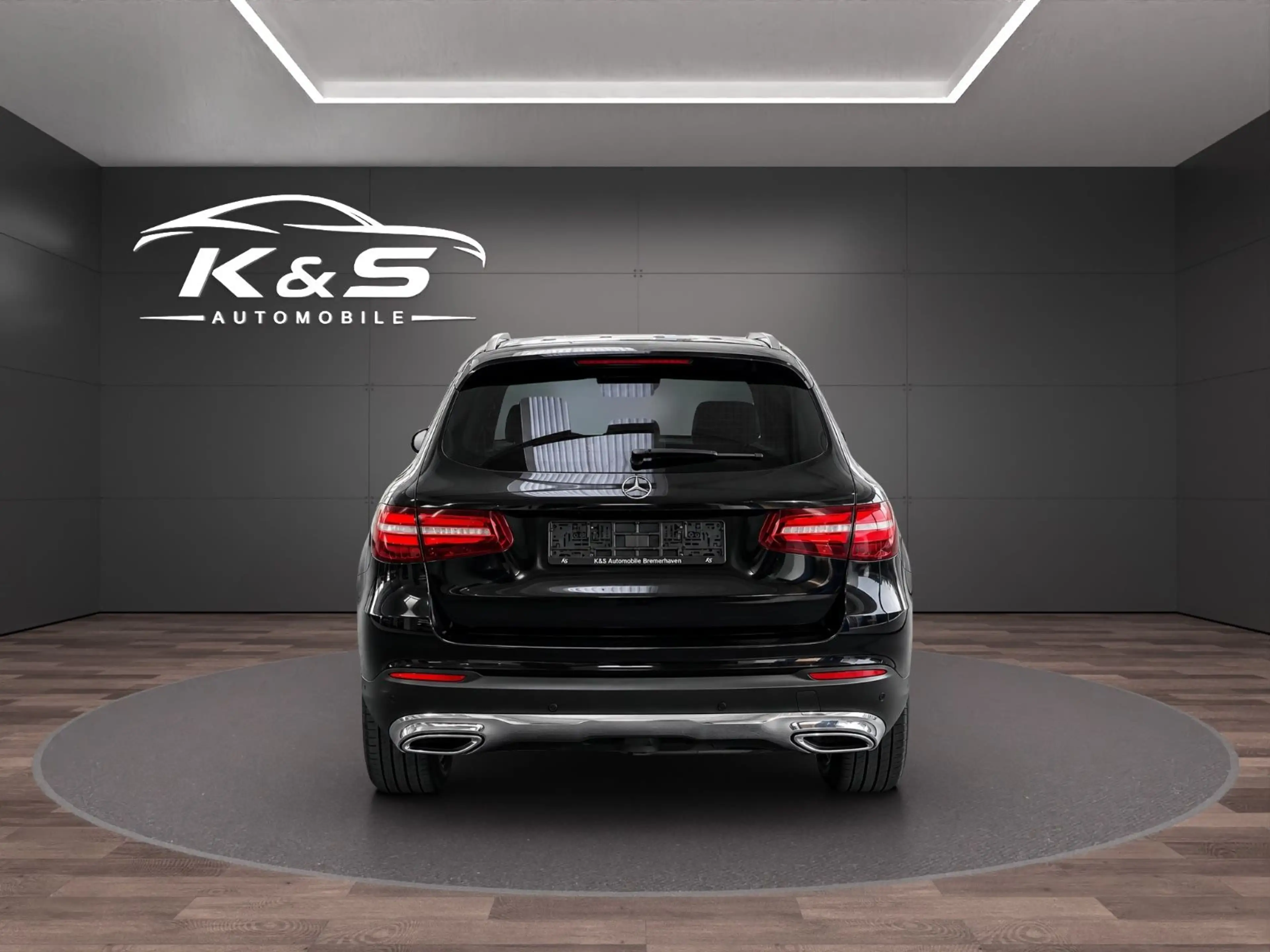 Mercedes-Benz GLC 250 d *4Matic*LED*BURM*PANO*GEWERBE&EXPORT — photo 6