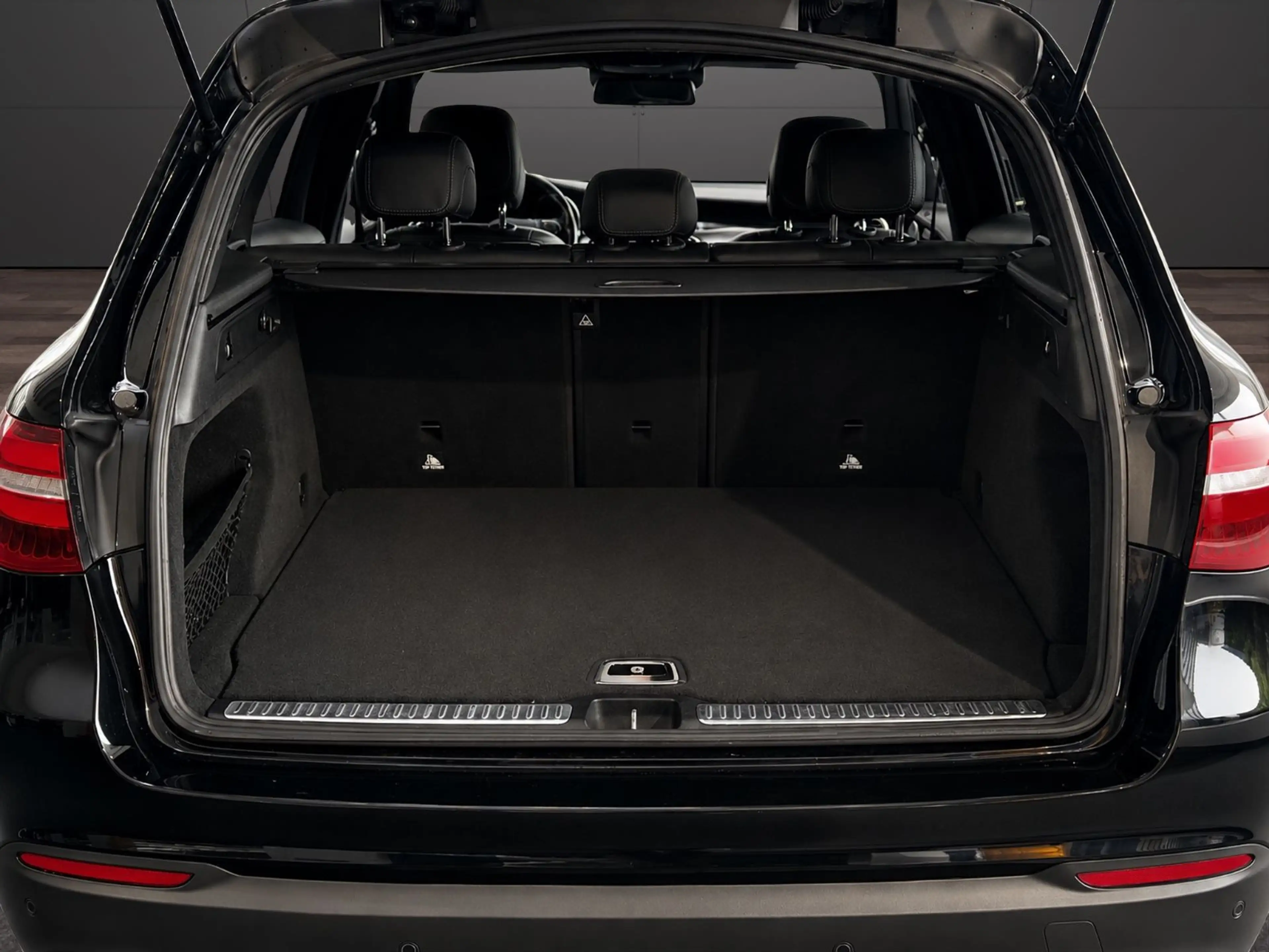 Mercedes-Benz GLC 250 d *4Matic*LED*BURM*PANO*GEWERBE&EXPORT — photo 7