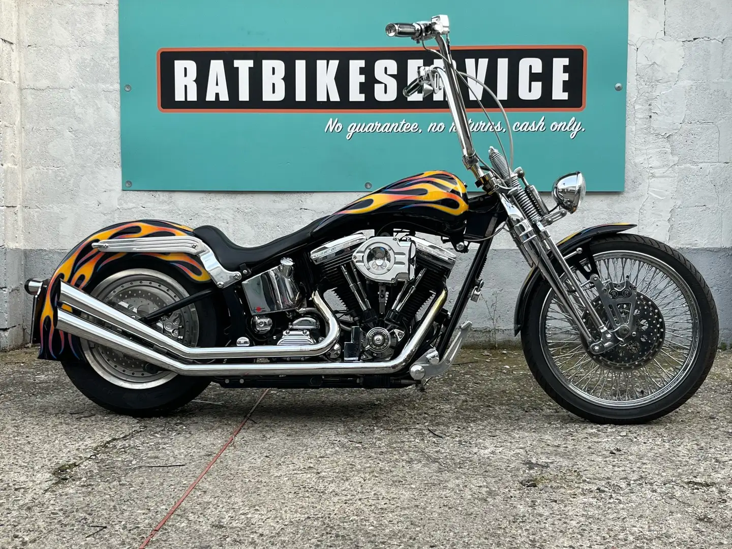 Harley-Davidson Softail Springer Custom Special Rot - 1