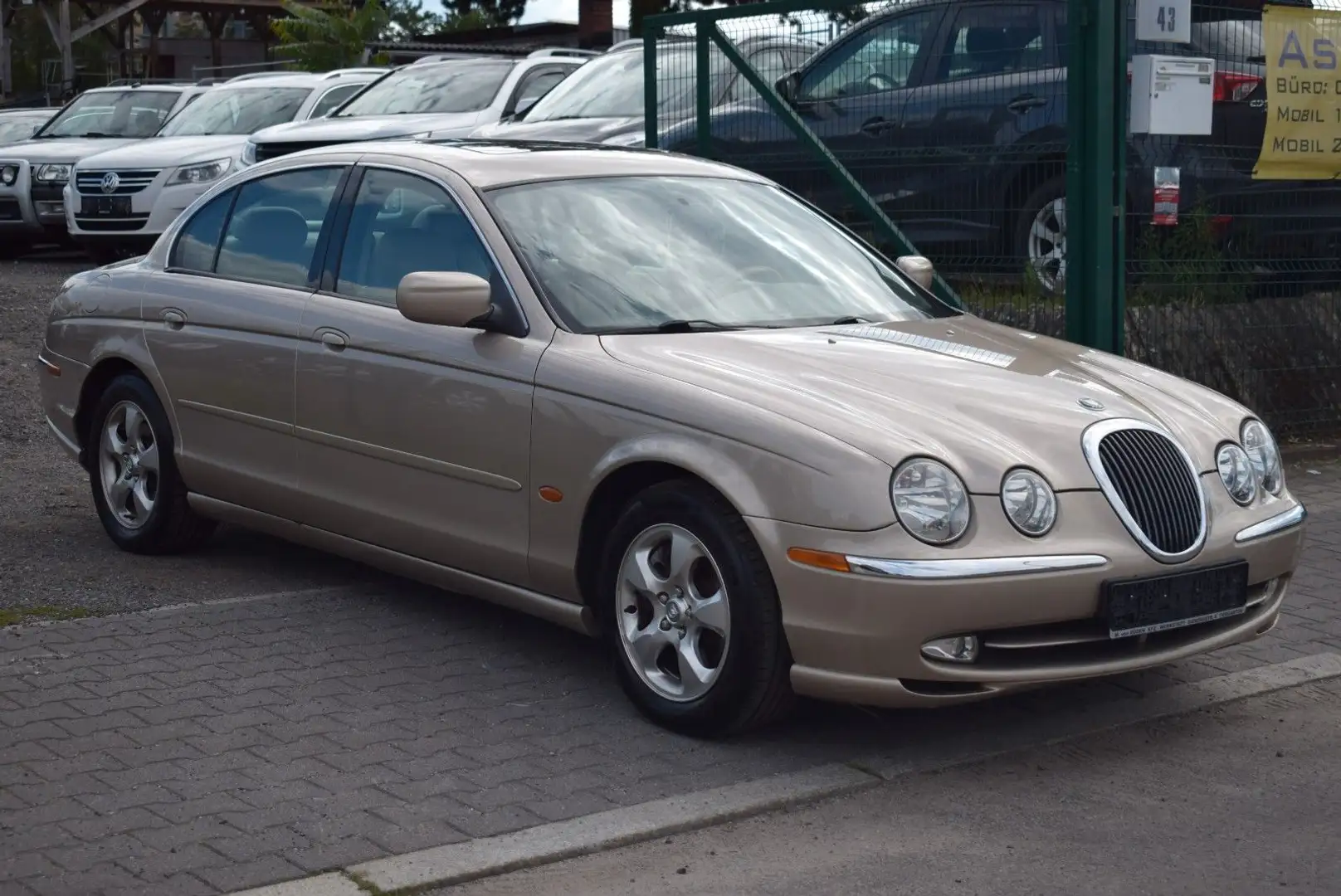 Jaguar S-Type V6 Executive Braun - 2