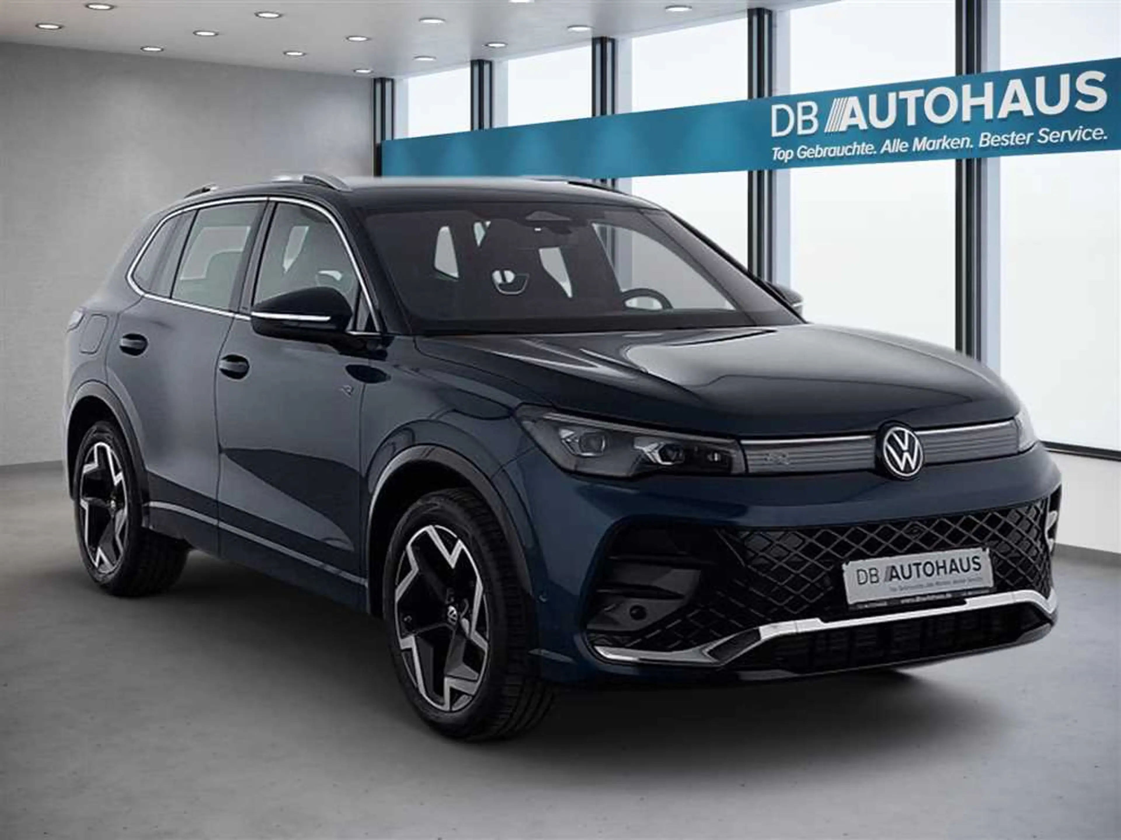 Volkswagen Tiguan R-Line 1.5 eTSI DSG — photo 2