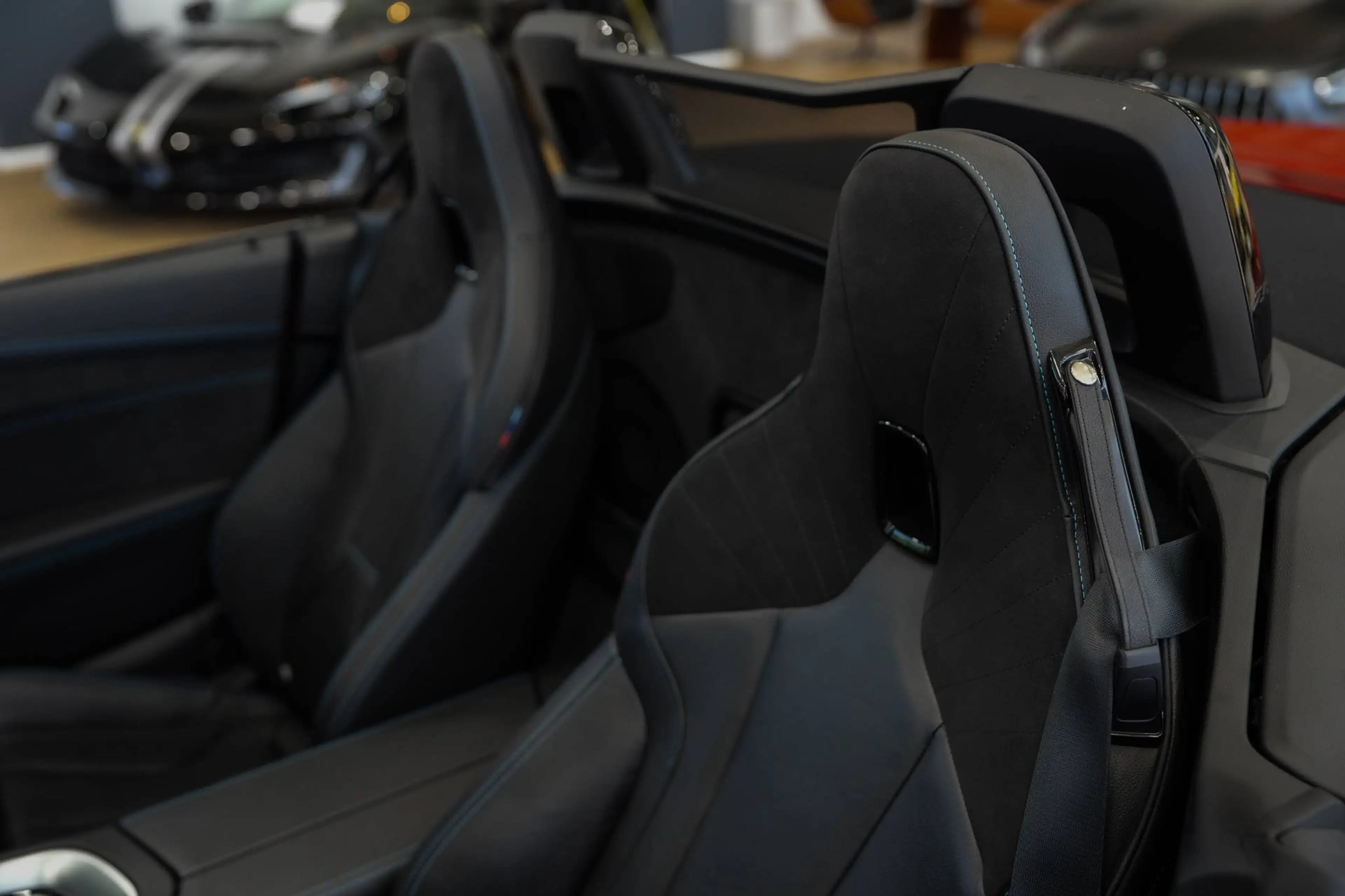 BMW Z4 M 40 i Roadster*AERODYNAMIK*HEAD-UP*H/K*KAMERA — photo 14