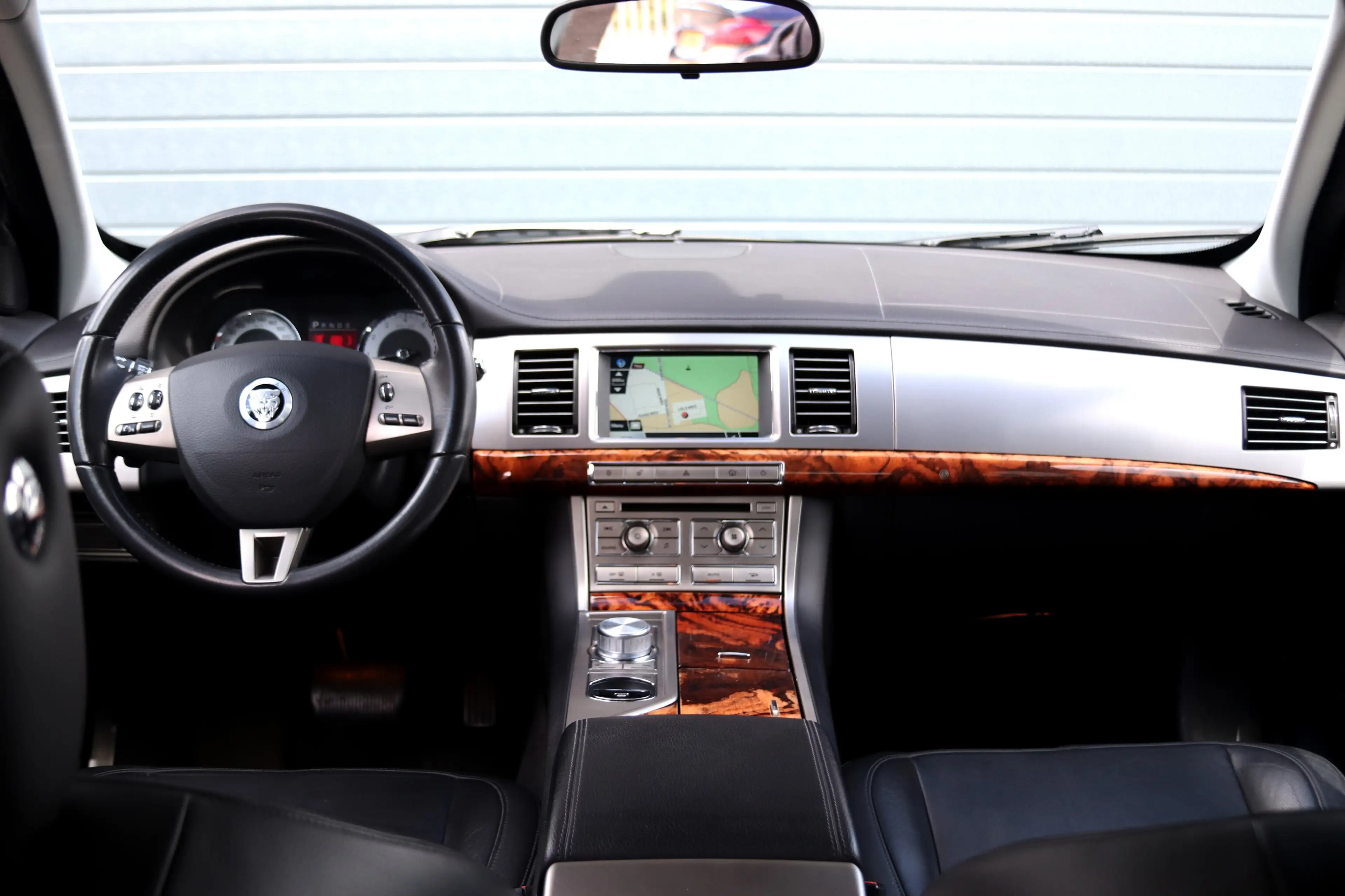 Jaguar XF XF X250 3.0 V6 Luxury - NL auto - Historie! — photo 7