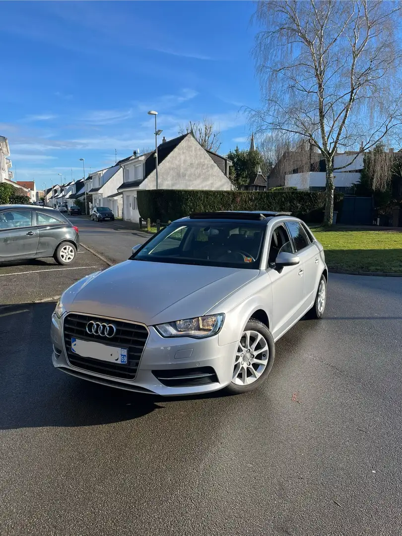 Audi A3 Sportback 1.6 TDI 110 Ambition Luxe - 1