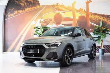 citycarver Black line 35 TFSI 110kW S tr