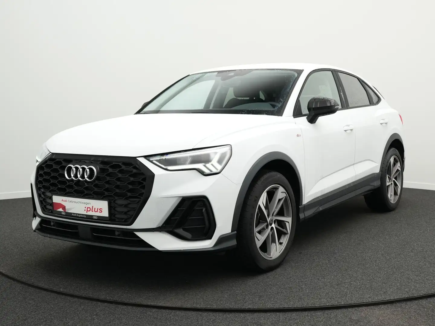 Audi Q3 2x S line 35 TFSI *ACC*AHK*8-fach* Weiß - 2