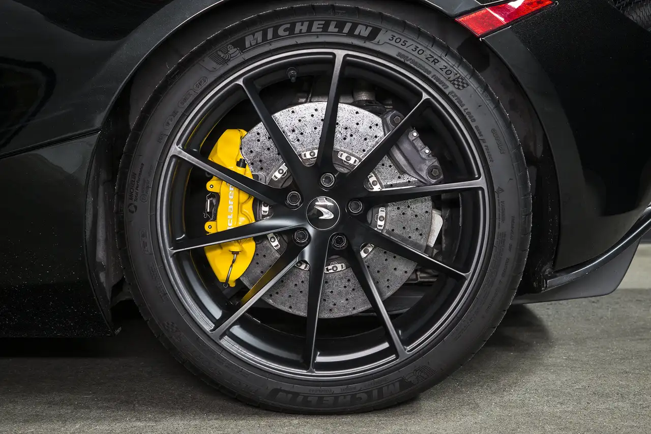 McLaren 720S fotografie McLaren 720S