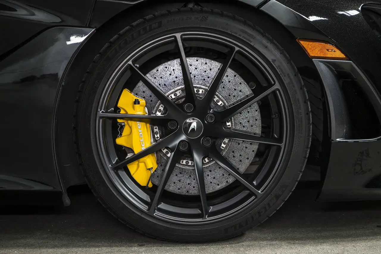McLaren 720S fotografie McLaren 720S