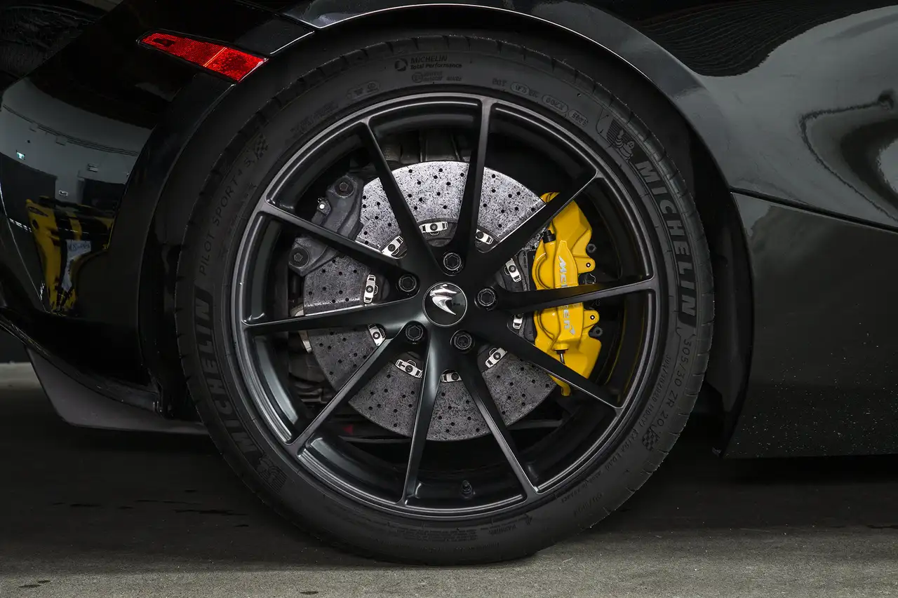 McLaren 720S fotografie McLaren 720S