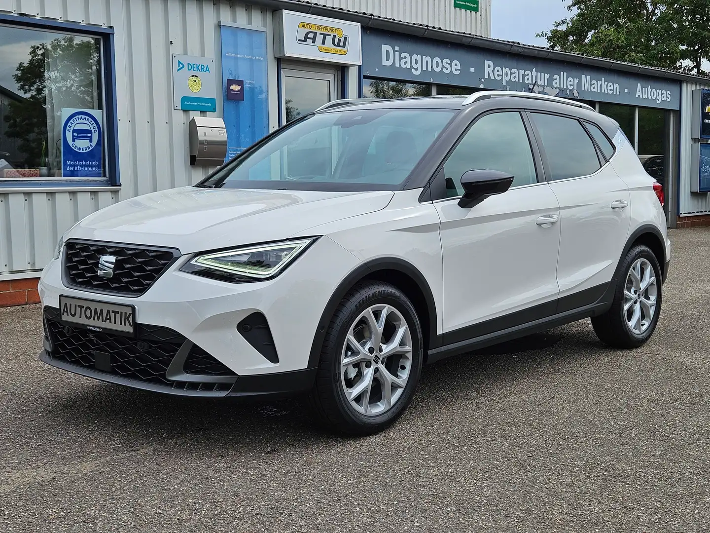 SEAT Arona TSI 115 Automatik FR Vision Plus Paket, Paket XL Blanc - 1