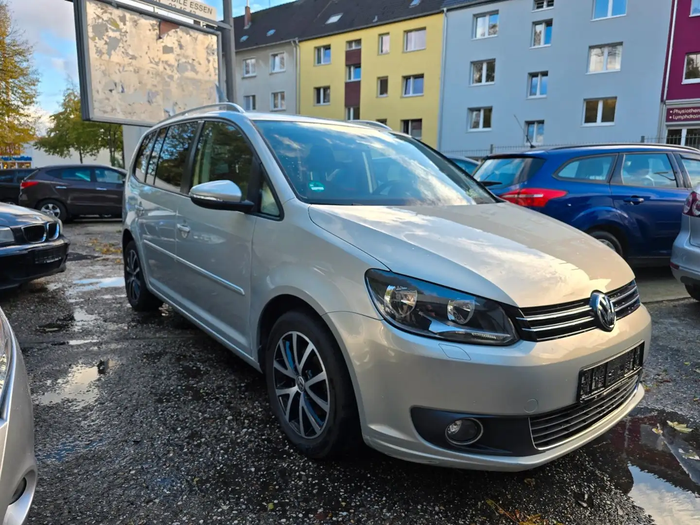 Volkswagen Touran Highline*7Sitzer * Gold - 1