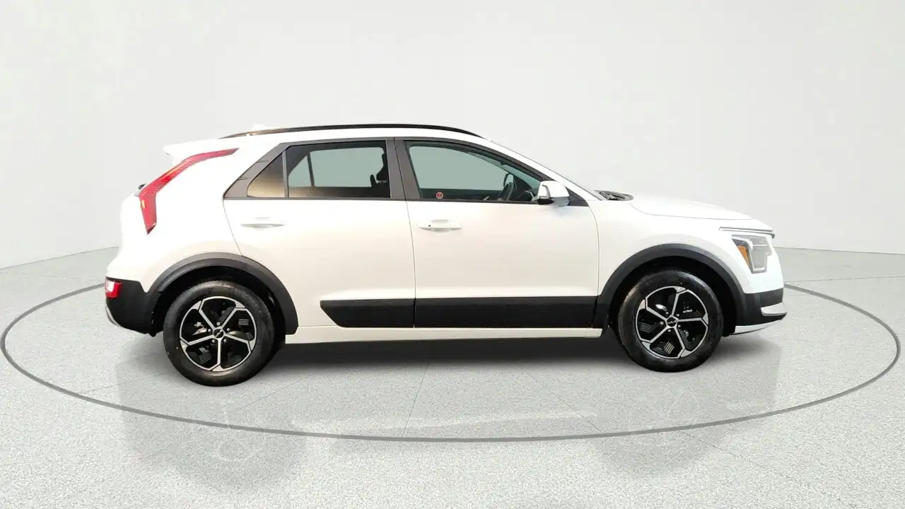 Kia Niro снимка Kia Niro