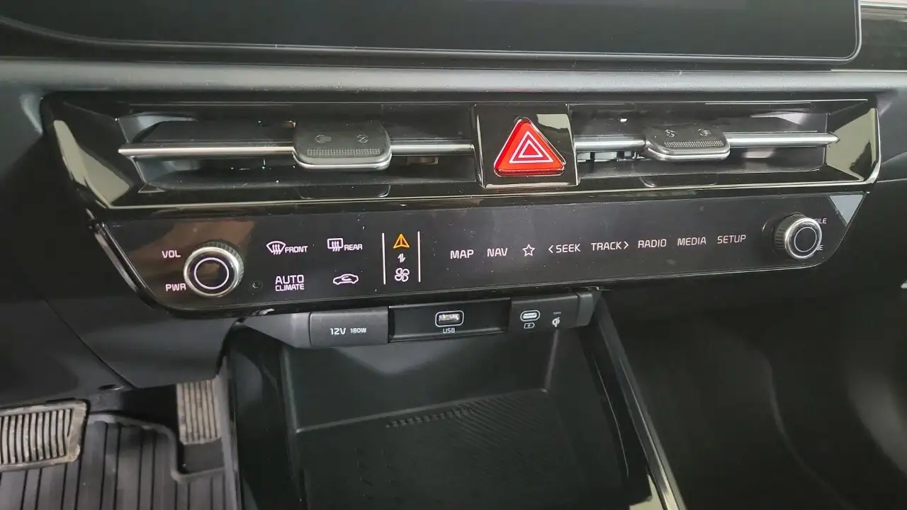 Kia Niro снимка Kia Niro