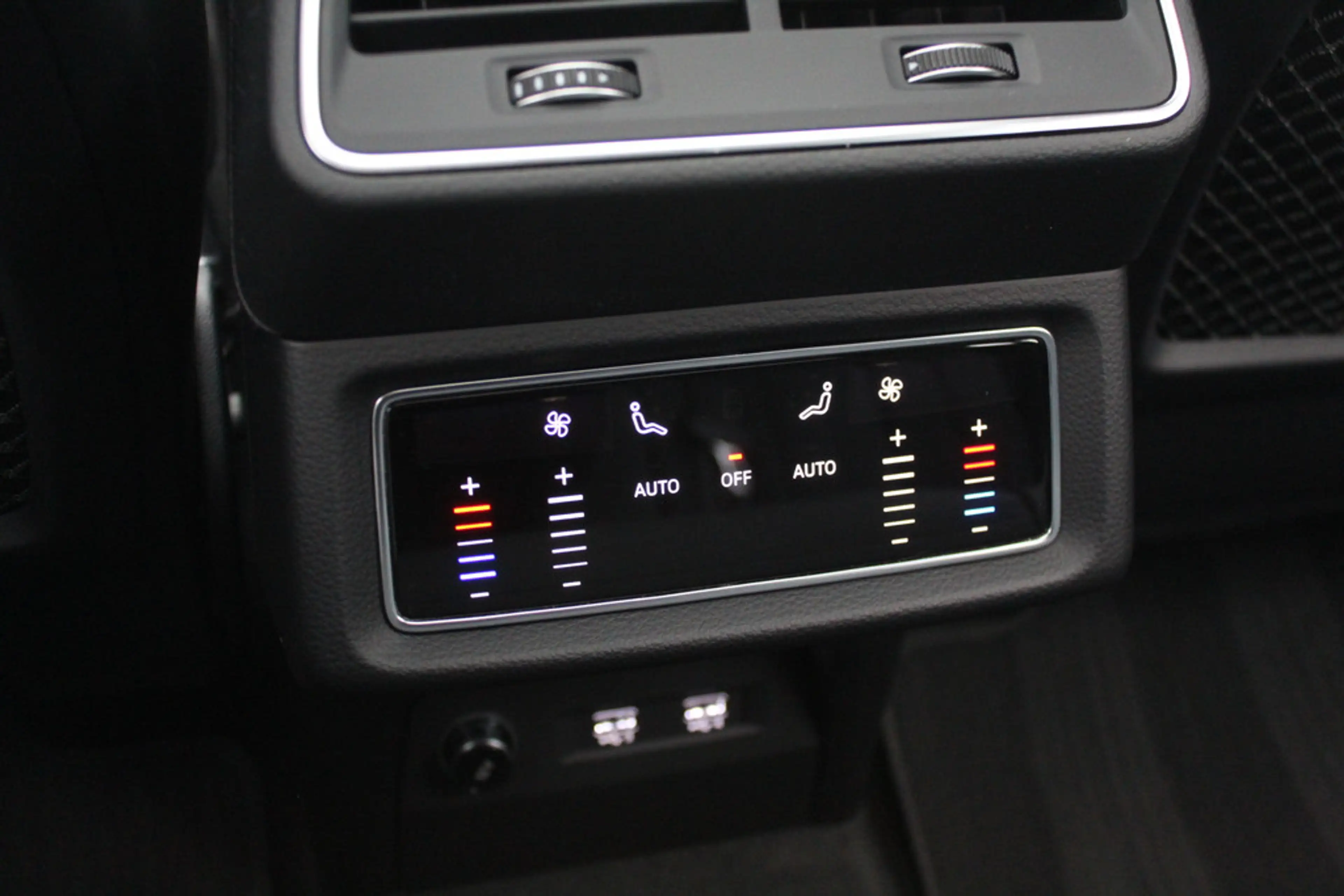 Audi e-tron e-tron 55 quattro advanced Pro Line Plus 95 kWh / — photo 35