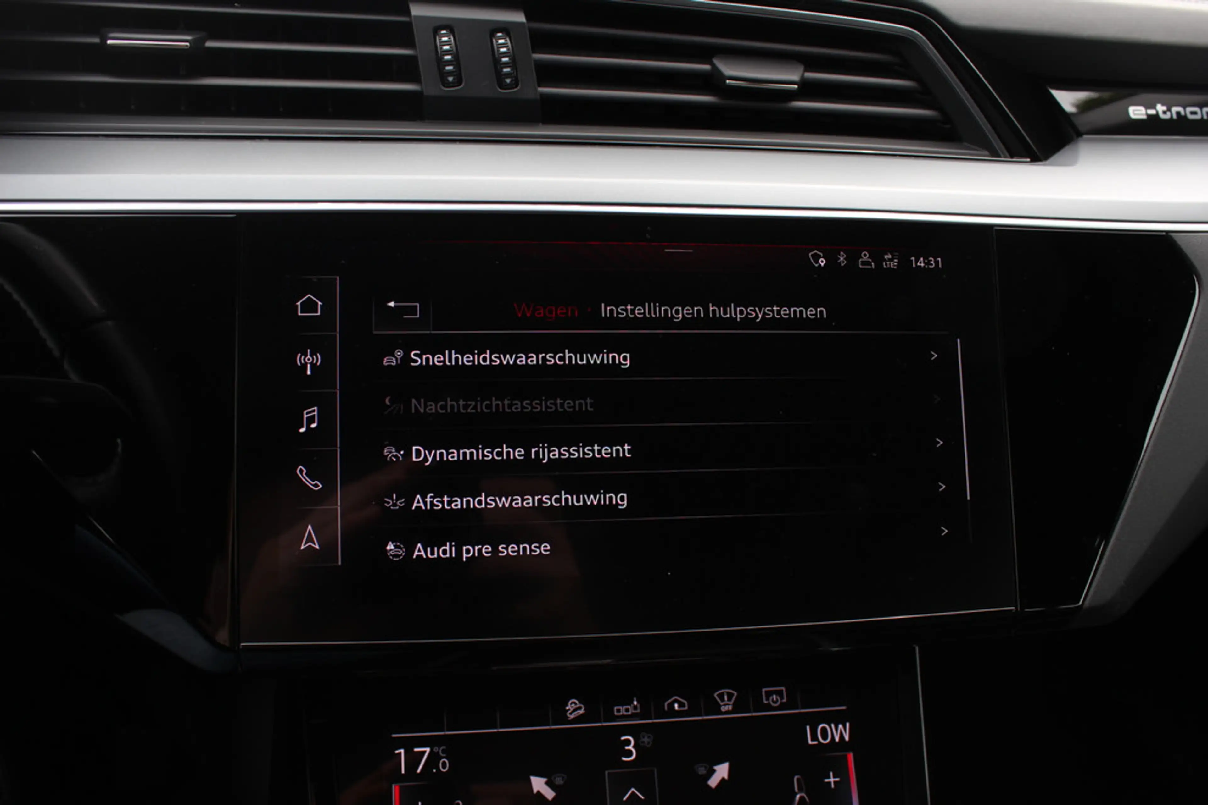 Audi e-tron e-tron 55 quattro advanced Pro Line Plus 95 kWh / — photo 29