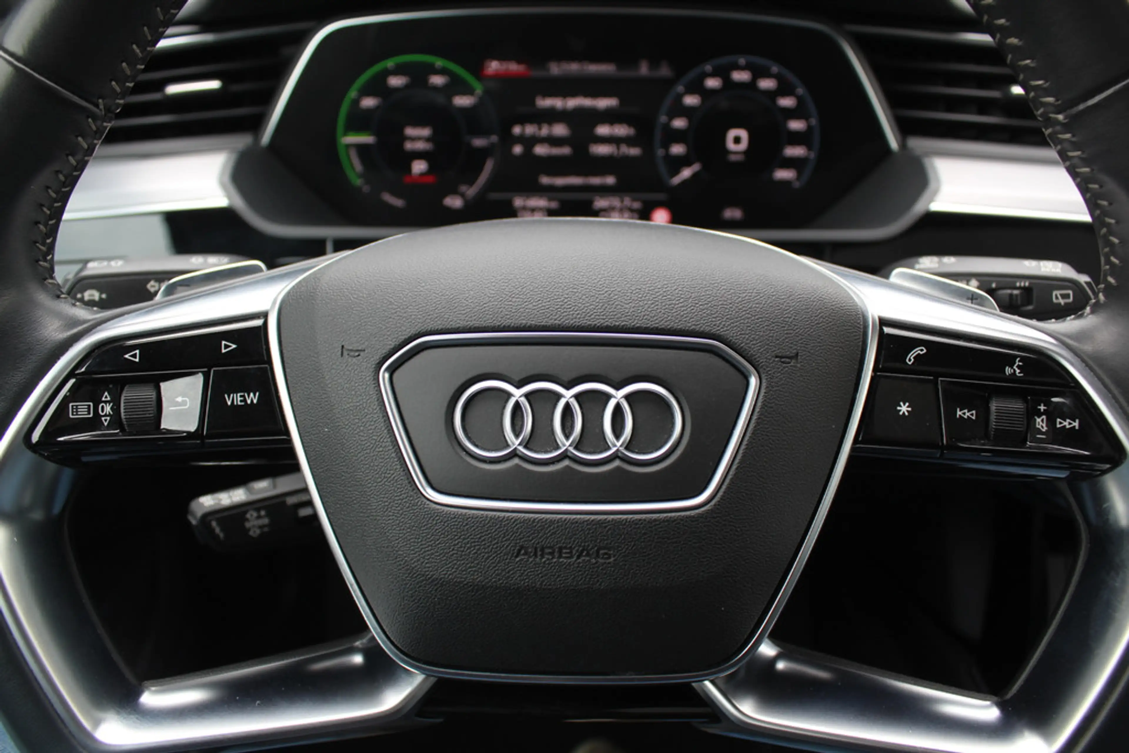Audi e-tron e-tron 55 quattro advanced Pro Line Plus 95 kWh / — photo 36