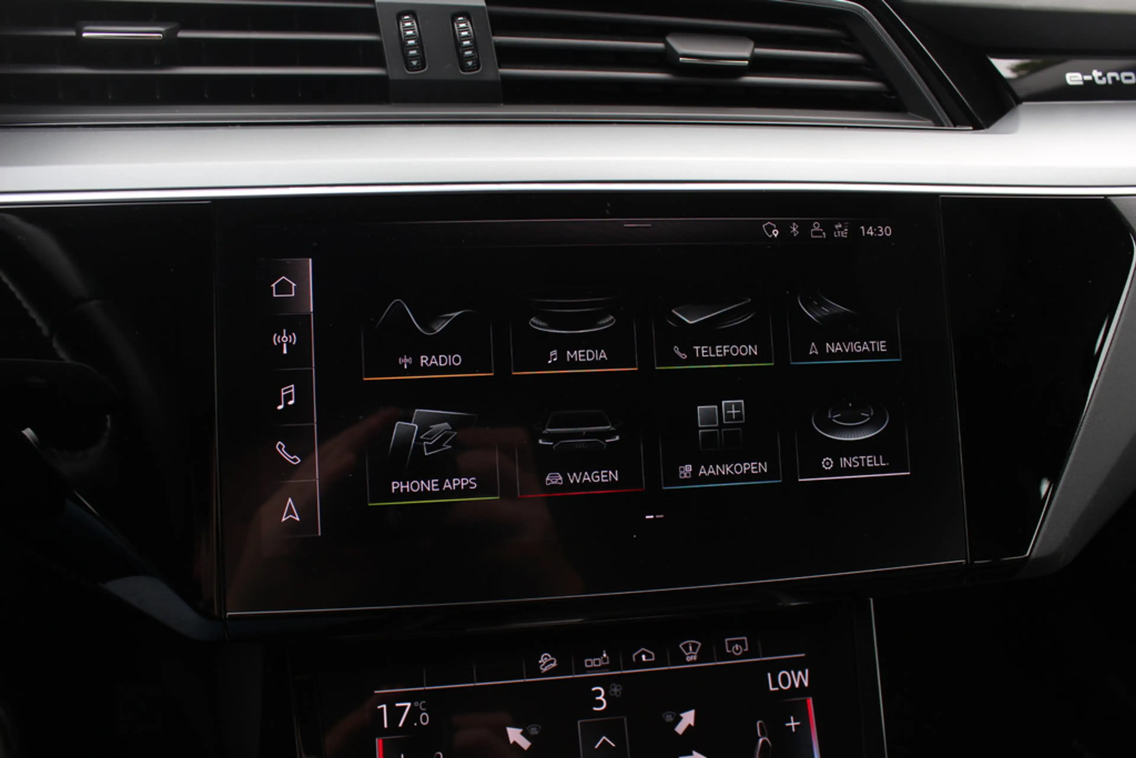 Audi e-tron e-tron 55 quattro advanced Pro Line Plus 95 kWh / — photo 23