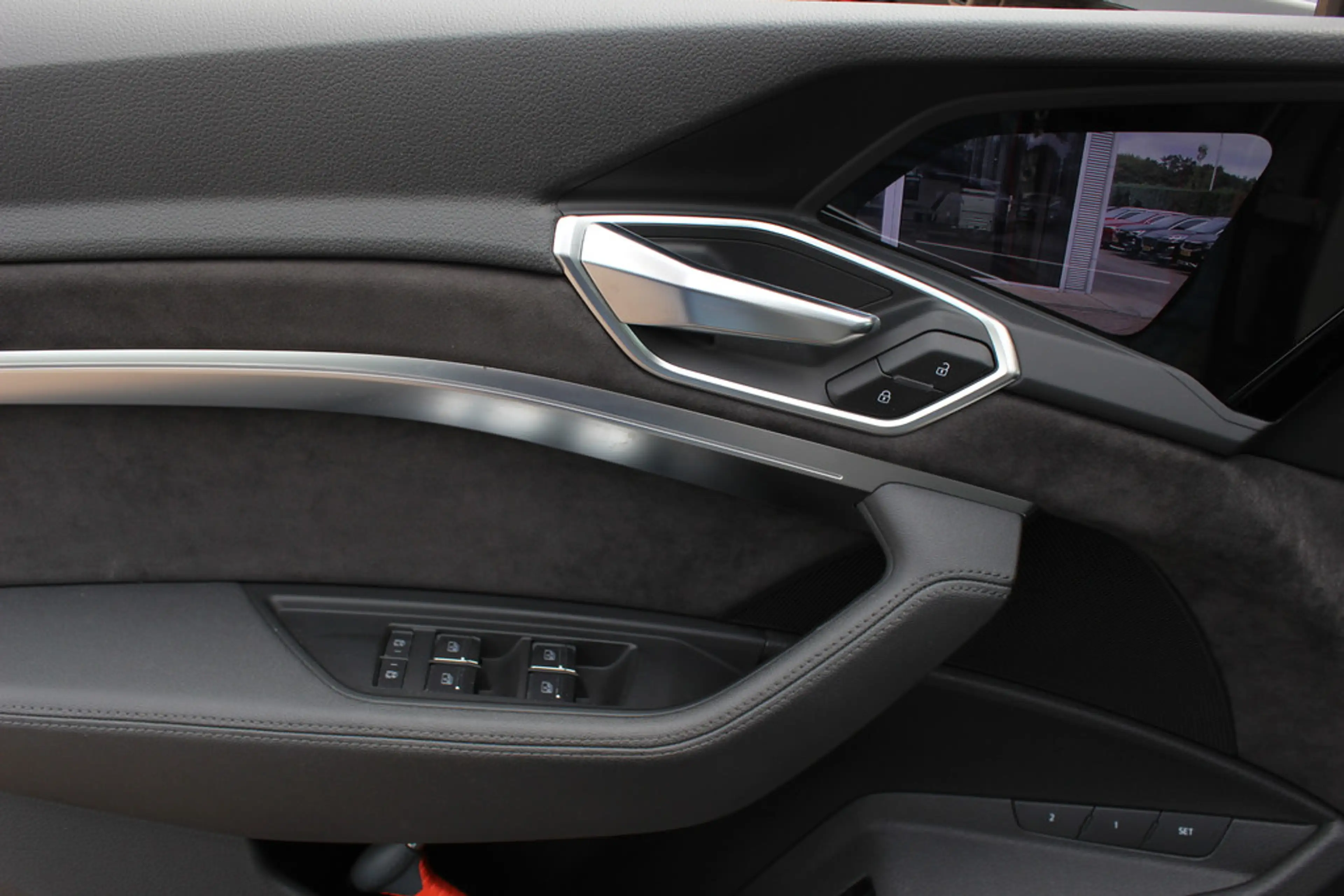 Audi e-tron e-tron 55 quattro advanced Pro Line Plus 95 kWh / — photo 39