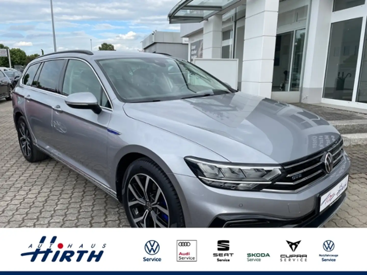 Volkswagen Passat Variant GTE 1.4 TSI AHZV+LED+NAV+ALU Silber - 1