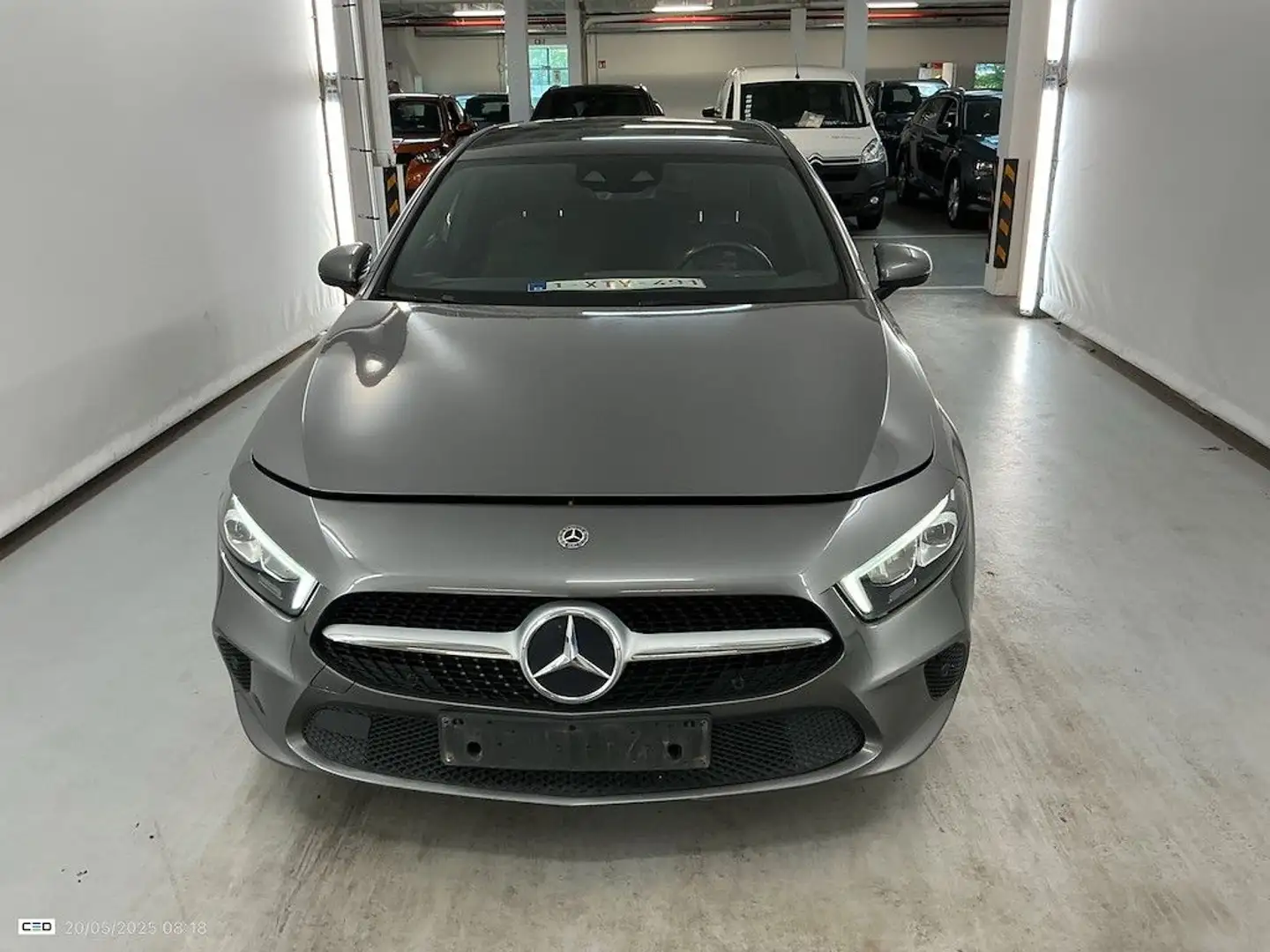 Mercedes-Benz A 180 A -Klasse A 180 dBusiness Solution,Leder Grau - 2