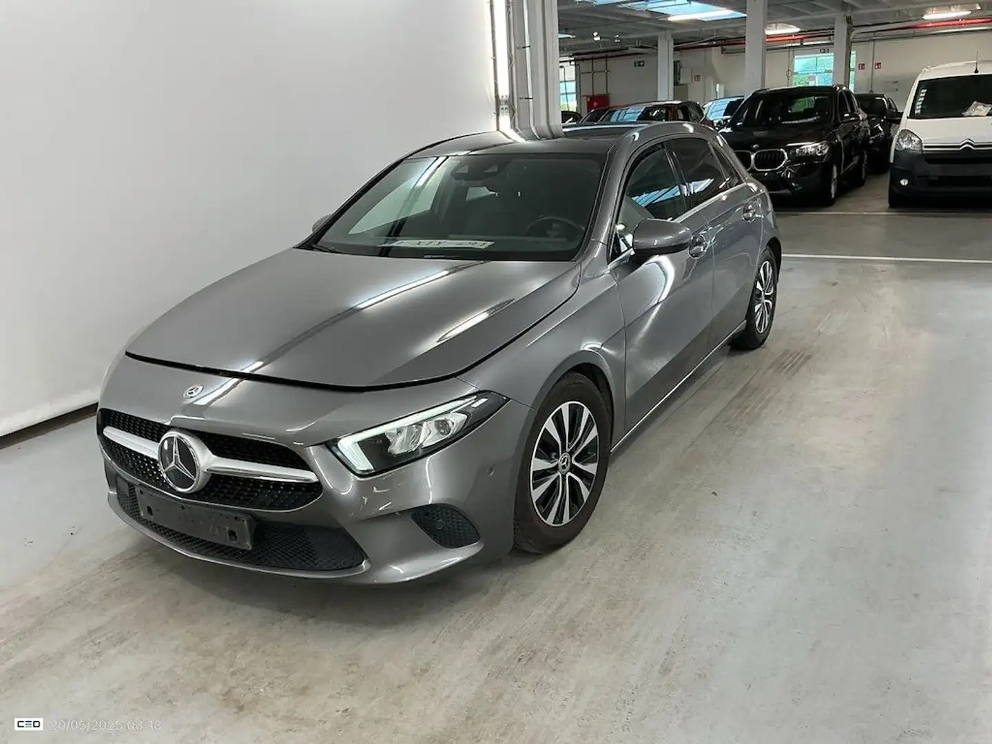 Mercedes-Benz A 180 A -Klasse A 180 dBusiness Solution,Leder Grau - 1