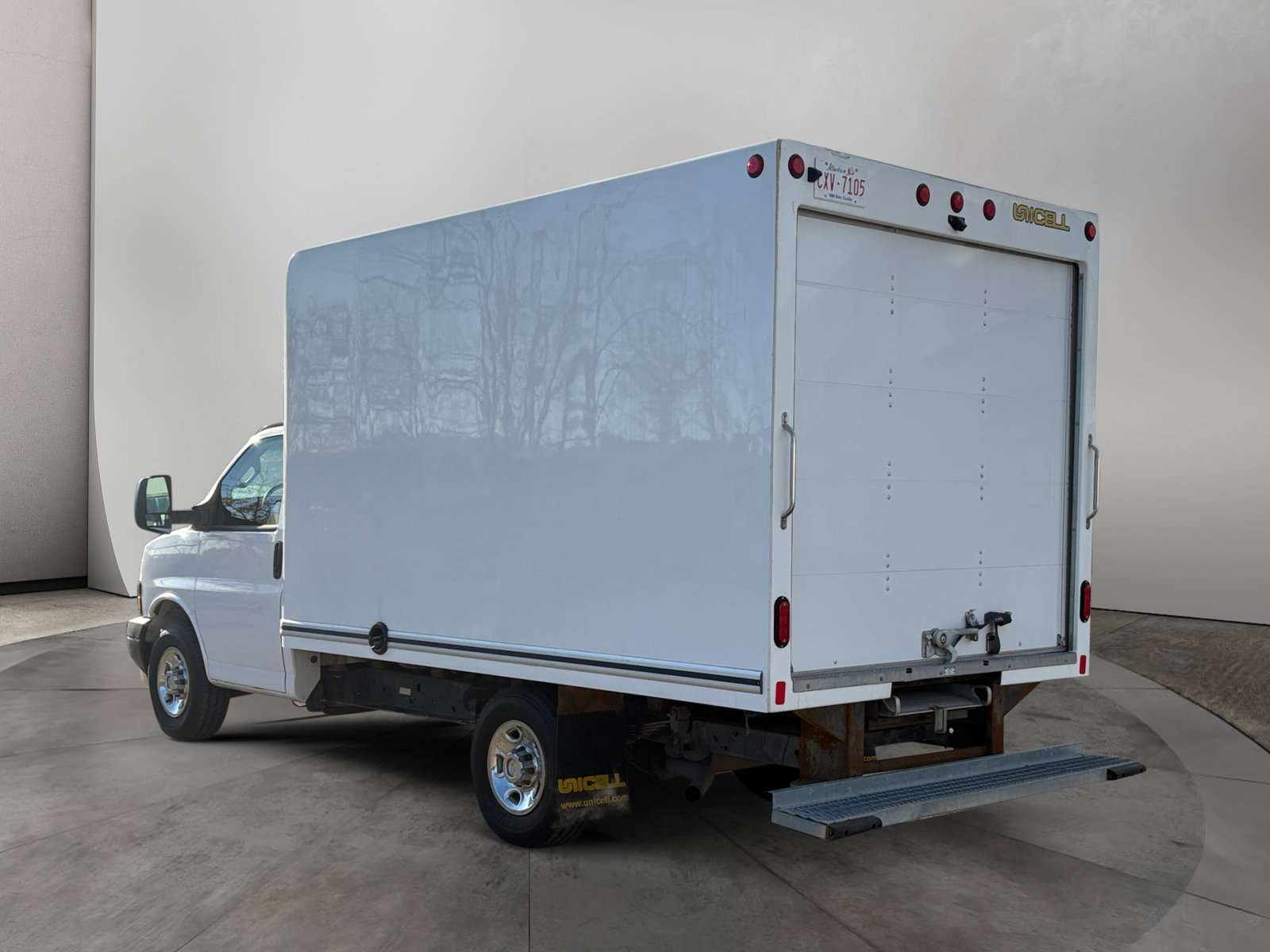 2024 Chevrolet Express 3500 Commercial Cutaway