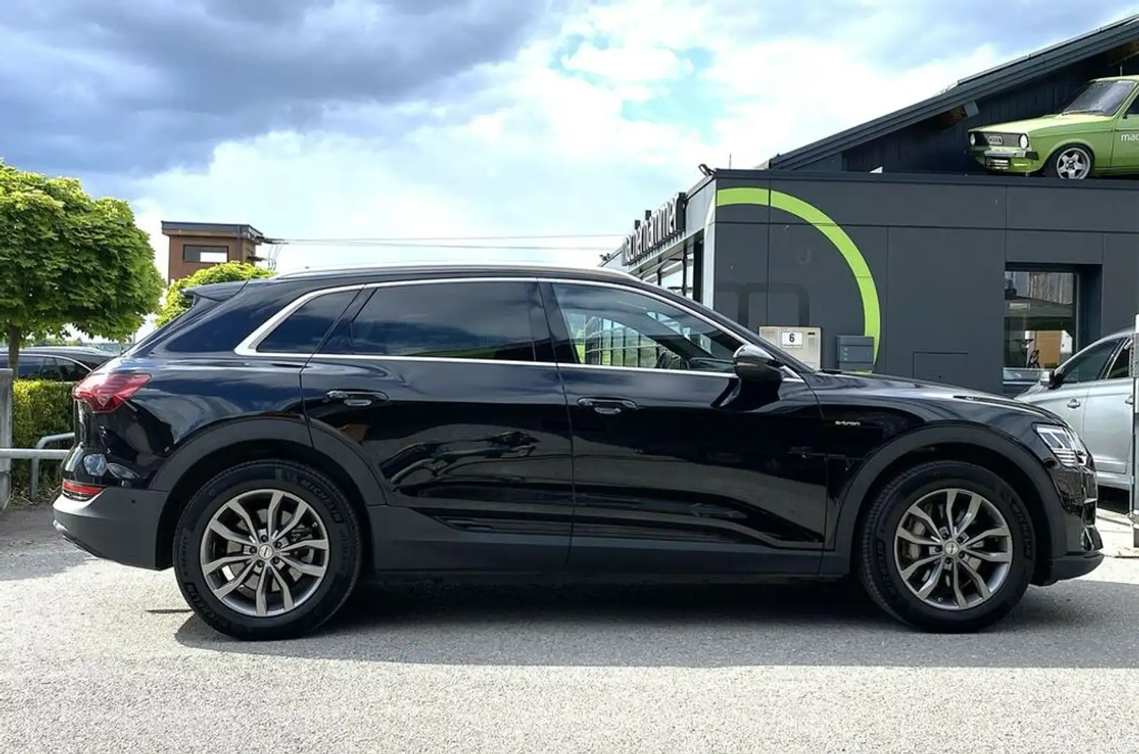 Audi e-tron 55 quattro*AHK*ACC*T-WINKL*MATRIX*KEYLESS* Schwarz - 2