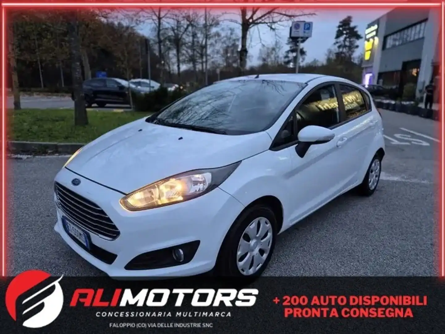 Ford Fiesta Fiesta 1.5 TDCi 75CV 5 porte Titanium Blanc - 1