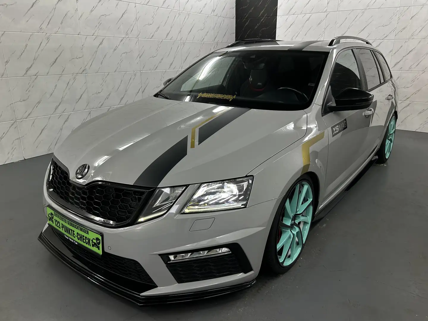 Skoda Octavia RS+DSG+AHK+ACC+NAVI+KAMERA+Smart Link Серый - 1