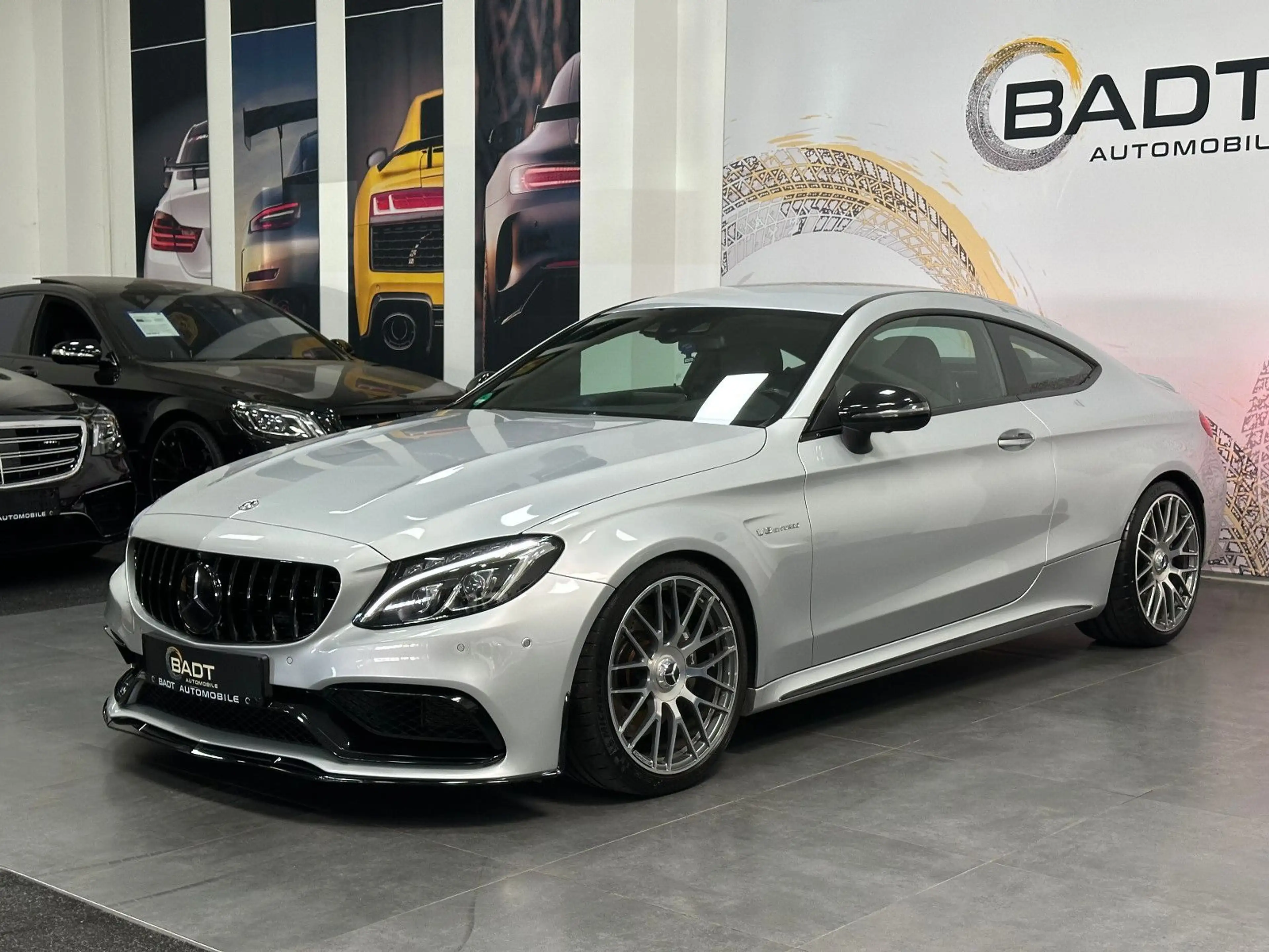 Mercedes-Benz C 63 AMG Coupe *VOLLAUSSTATTUNG*DEUTSCH*2.HD*