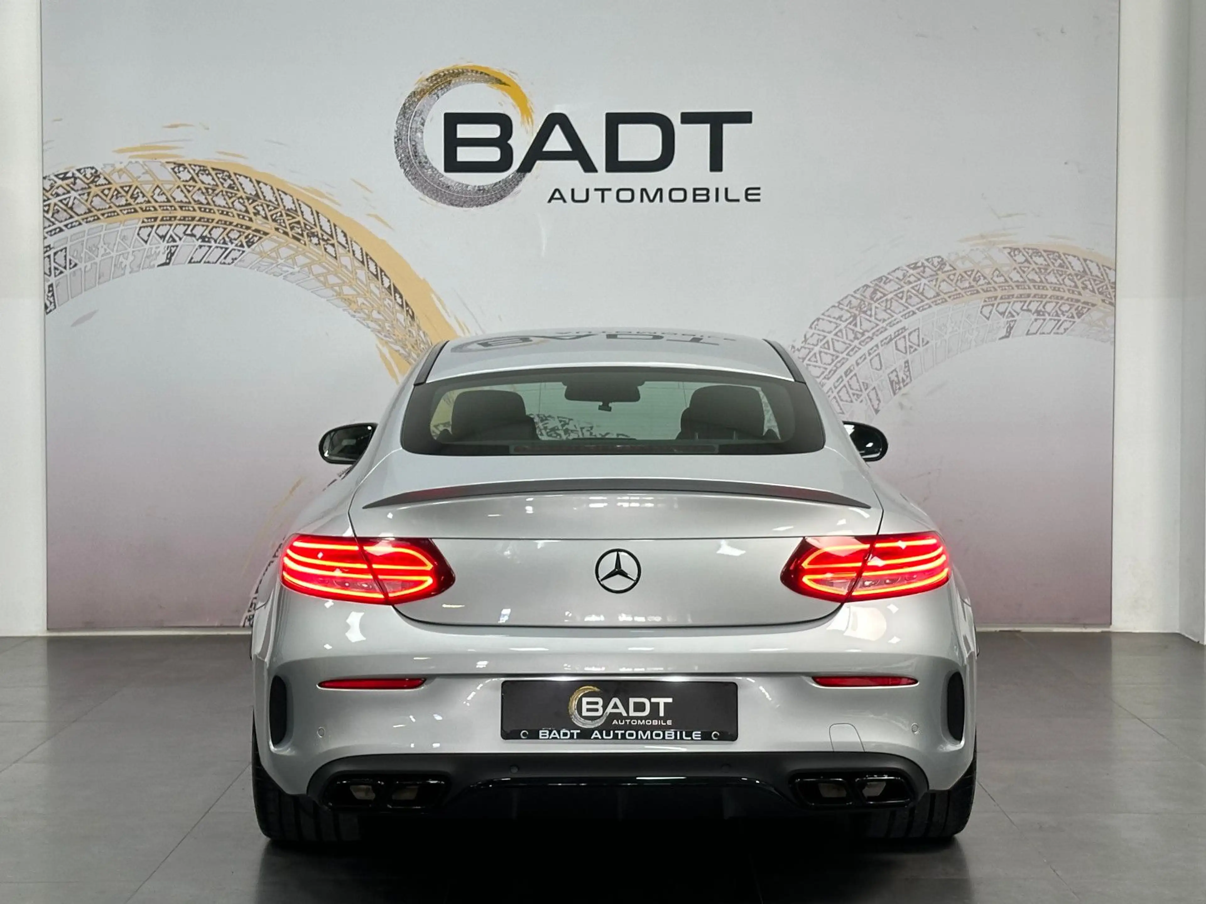 Mercedes-Benz C 63 AMG Coupe *VOLLAUSSTATTUNG*DEUTSCH*2.HD* — photo 8