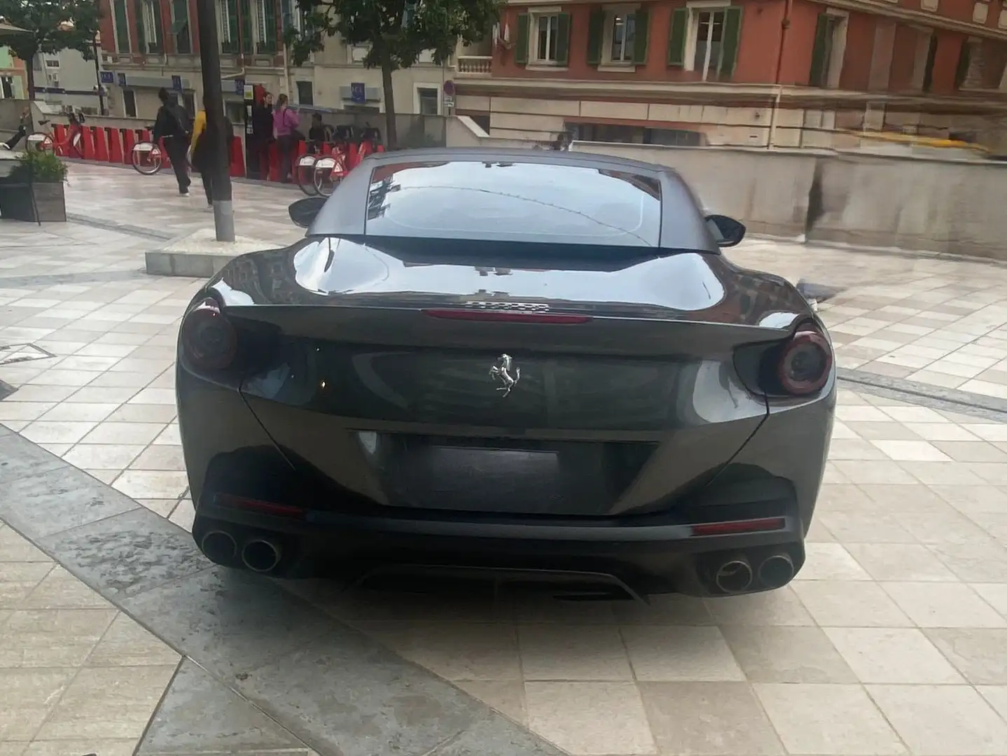 Ferrari Portofino Portofino 4.0 V8 600 ch Gris - 2