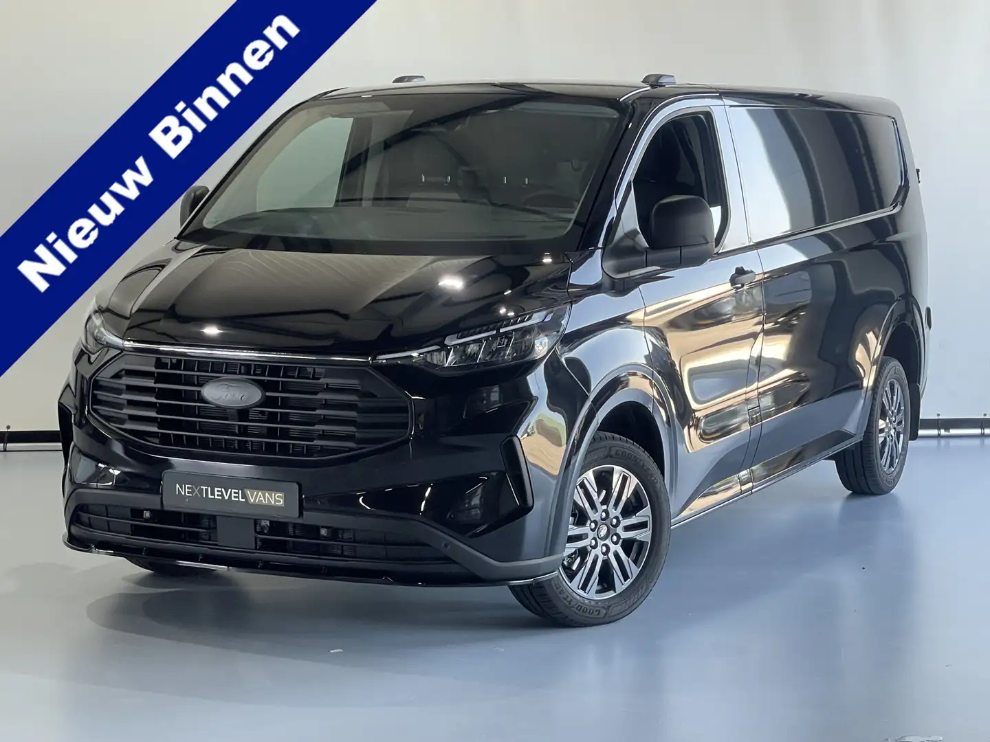 Ford Transit Custom 300 2.0 TDCI L2H1 Trend Navi / Camera / Adaptieve Zwart - 1