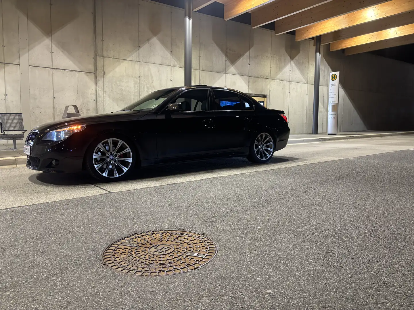 BMW 525 525i - 2