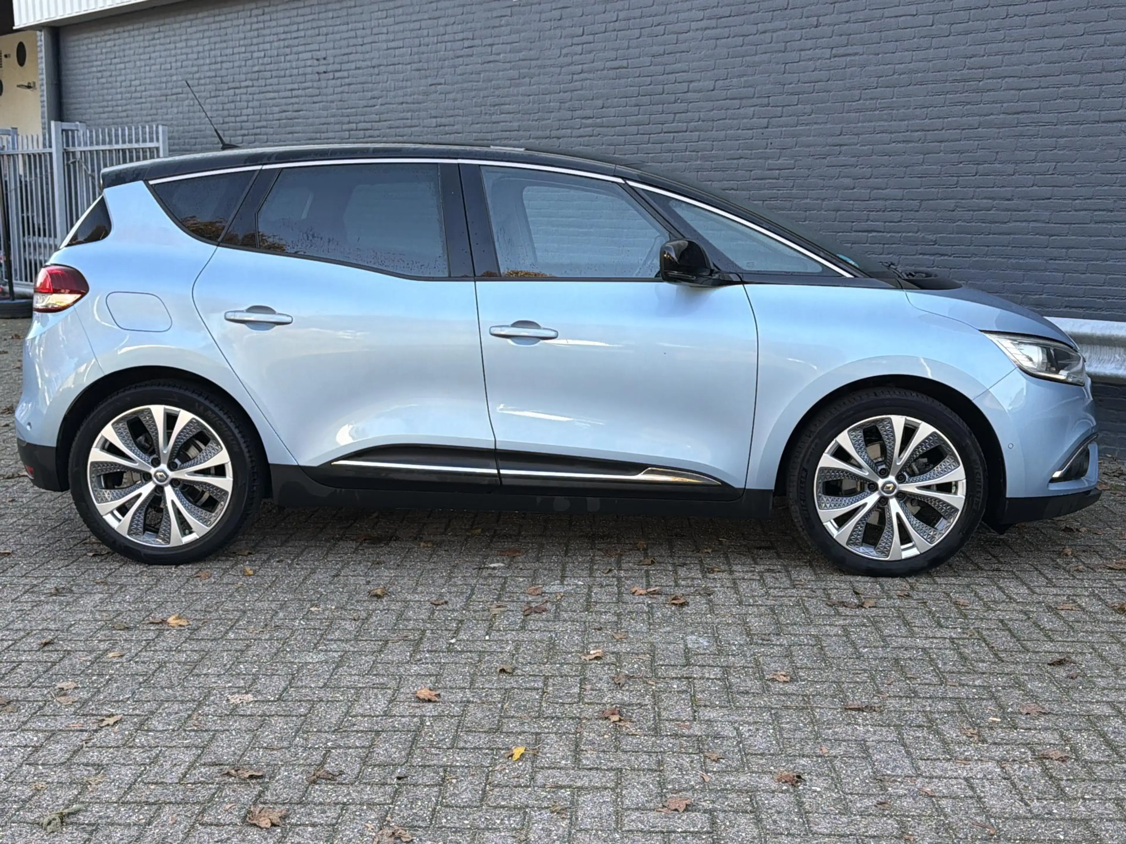 Renault Scenic 1.2 TCe Intens — photo 8