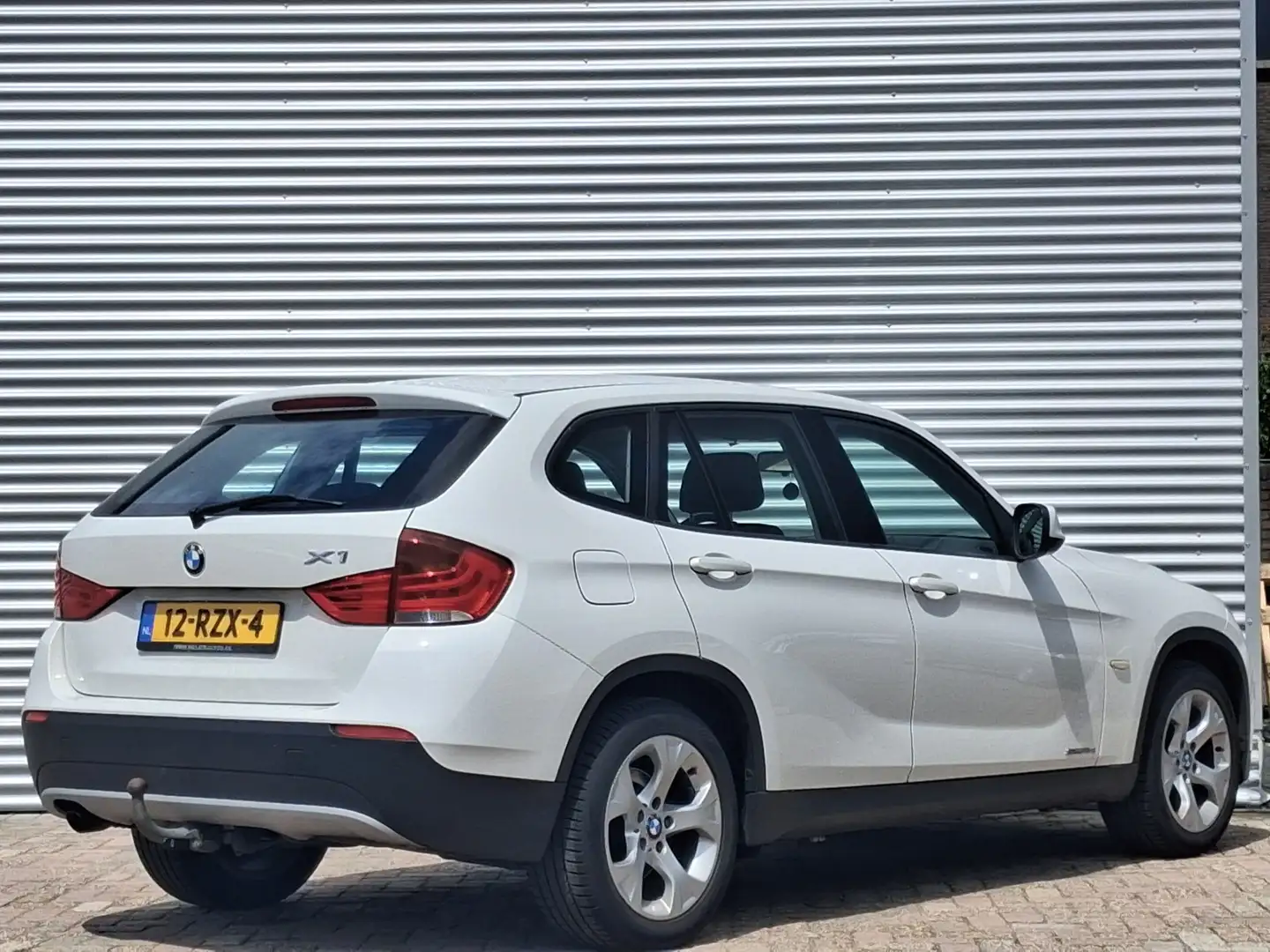 BMW X1 sDrive18d | Nieuw Binnen! | Zo Mee | Read Text | A Wit - 2