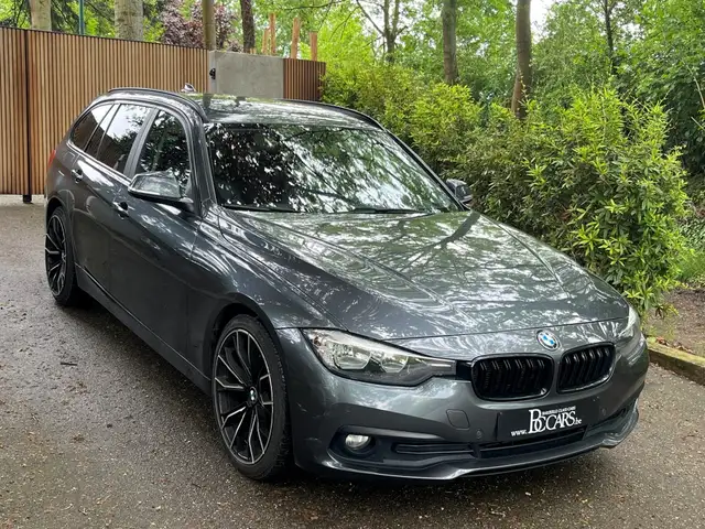 BMW 318 Facelift-Led-Head Up-Prof-HK Sound-Pdc-19"