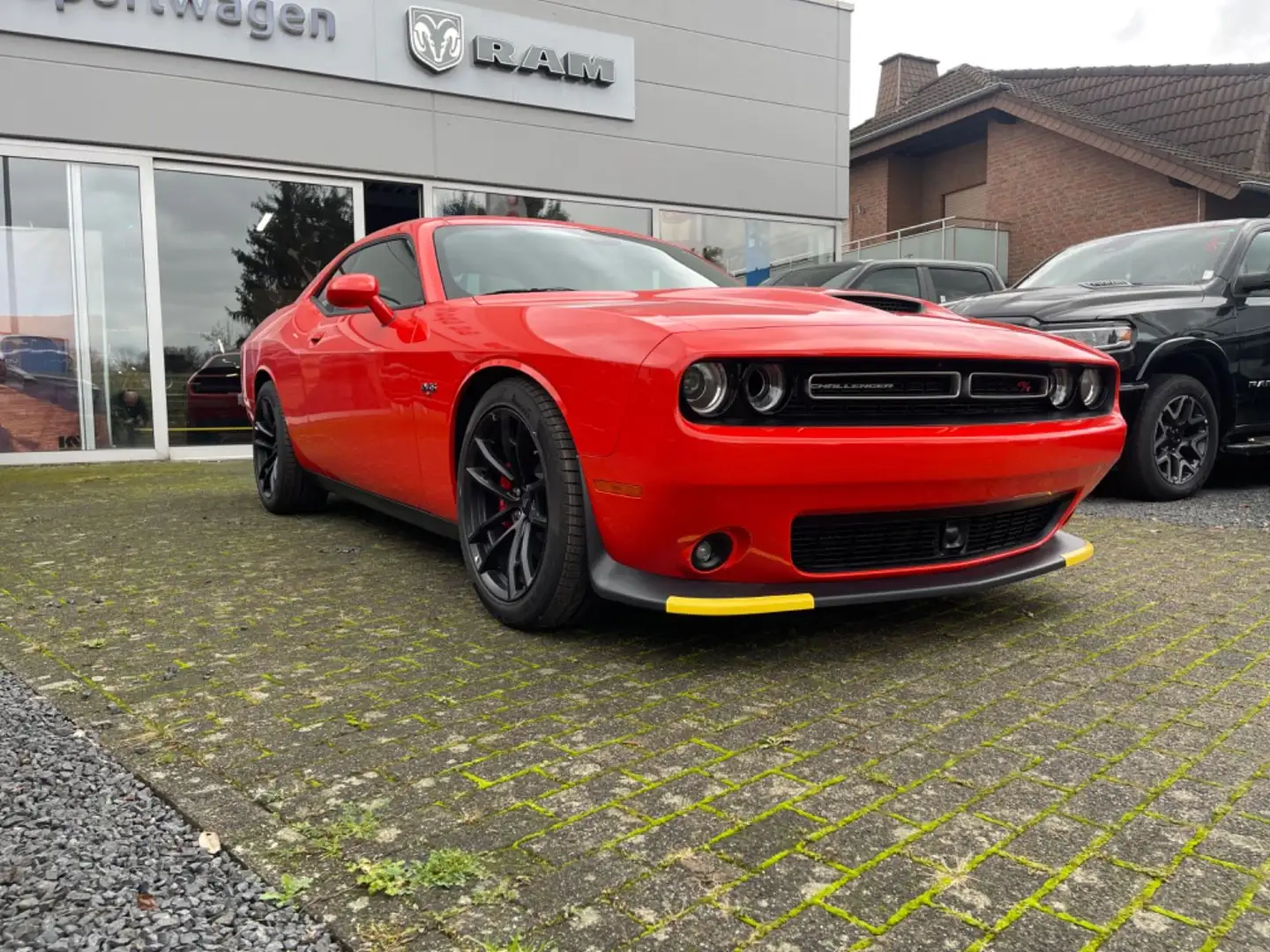 Dodge Challenger R/T 5.7* Performance*LAST CALL* Orange - 1