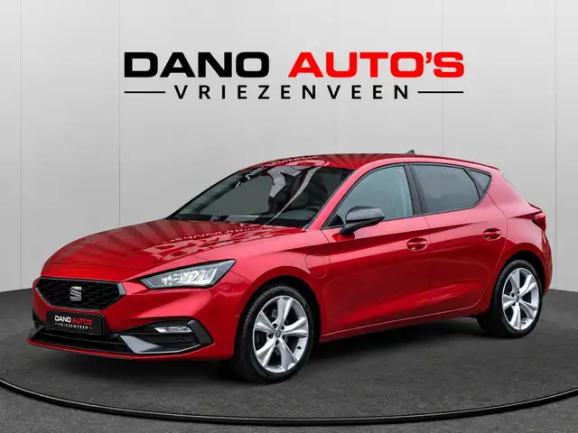 SEAT Leon e-Hybrid 1.4 TSI FR LED/Camera/Keyless