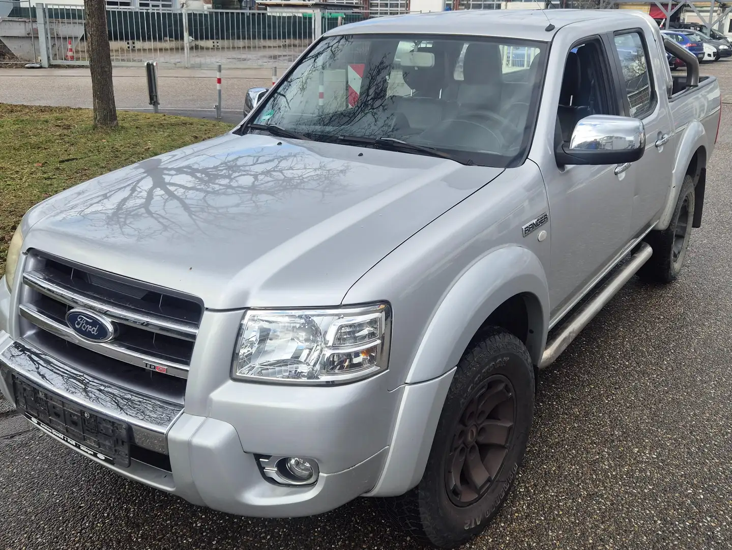Ford Ranger Einzelkabine 4X4 XL Automatikgetriebe - 1