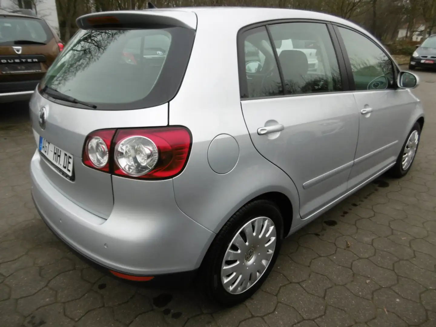 Volkswagen Golf Plus 1.6 Aut.Tour Klima Tempomat Shzg. PDC Silber - 2