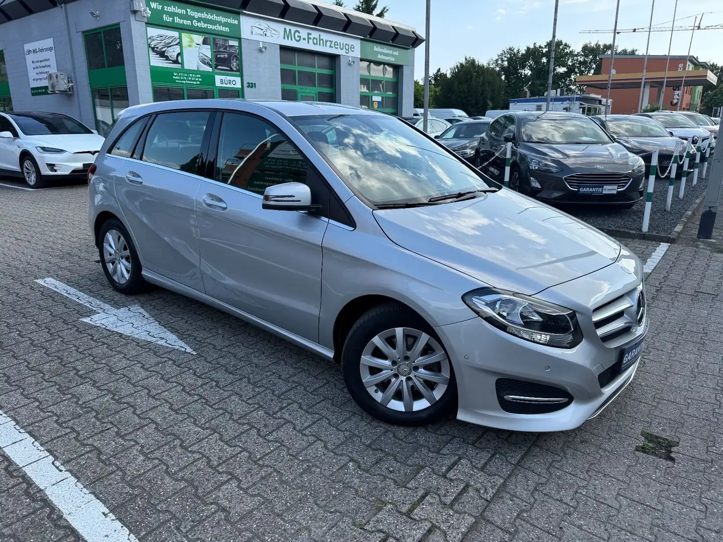 Mercedes-Benz B 200 B -Klasse B 200 AUTOMATIK MEMORY FACELIFT Silber - 2
