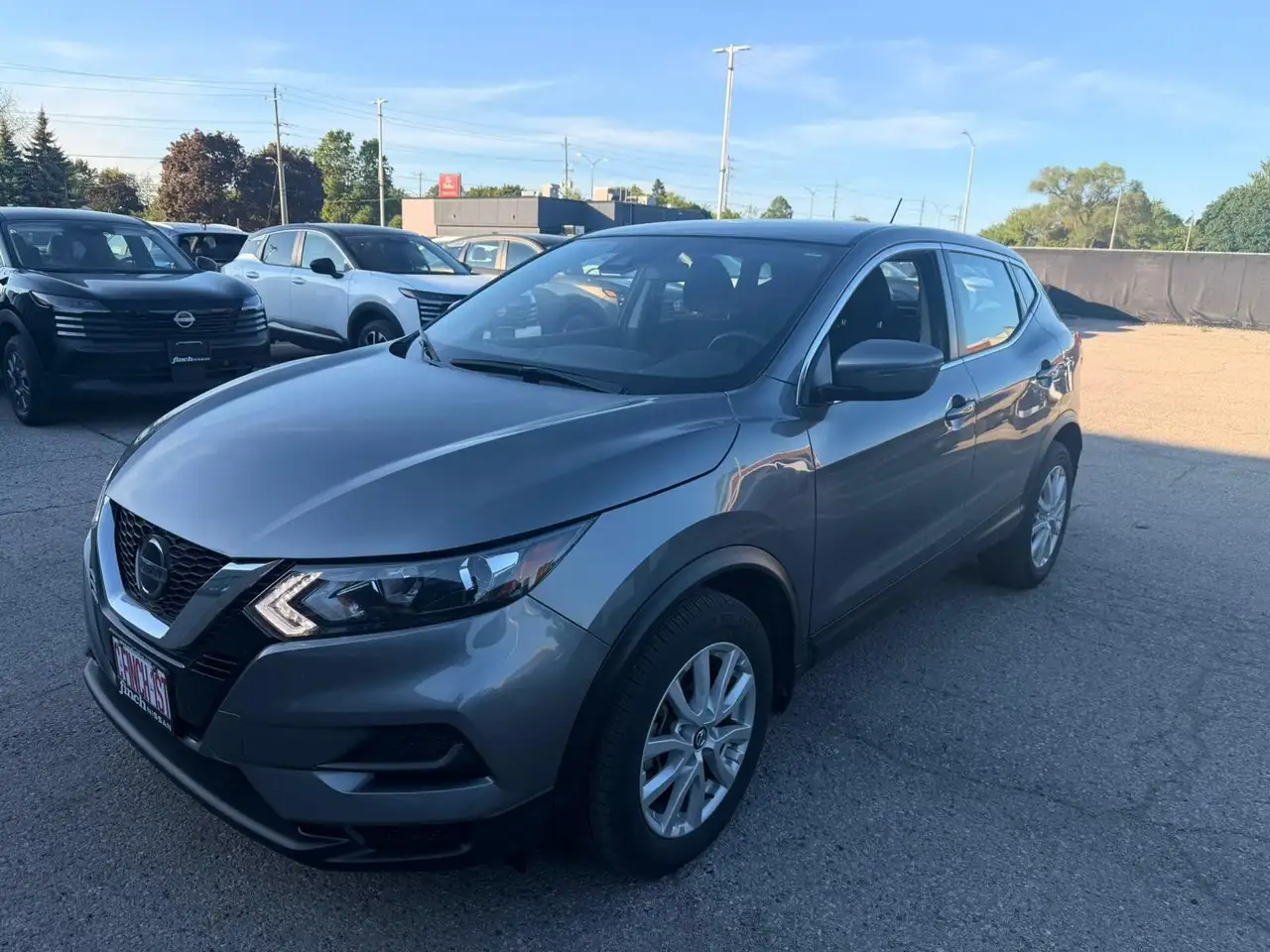 Nissan Qashqai снимка Nissan Qashqai