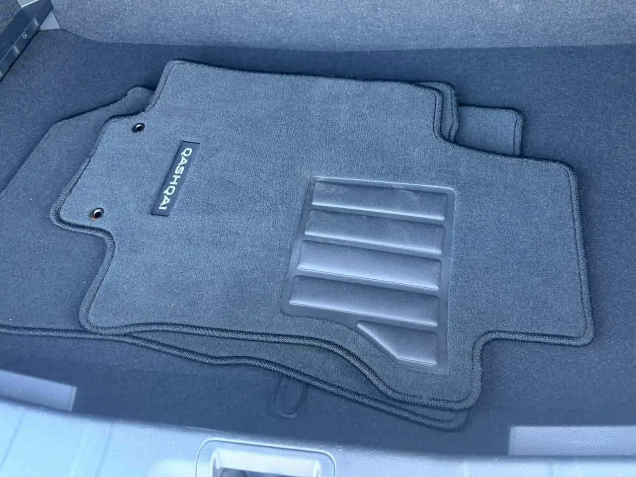 Nissan Qashqai снимка Nissan Qashqai