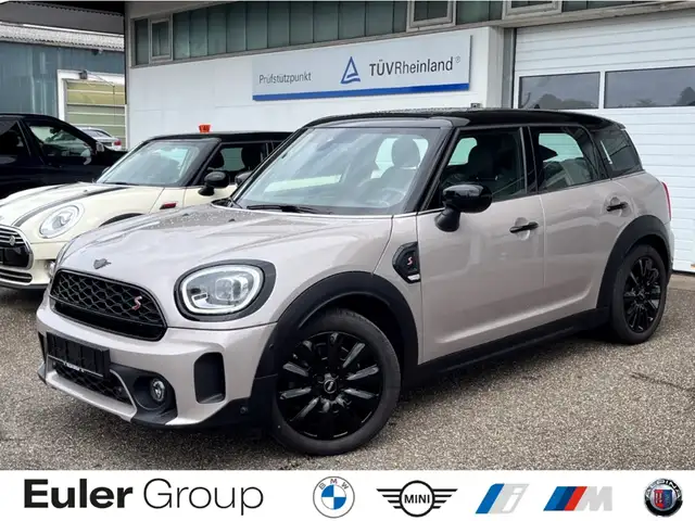 MINI Cooper S Countryman ClassicTrim 18'' Pano Navi eSitze LED Kamera DAB S