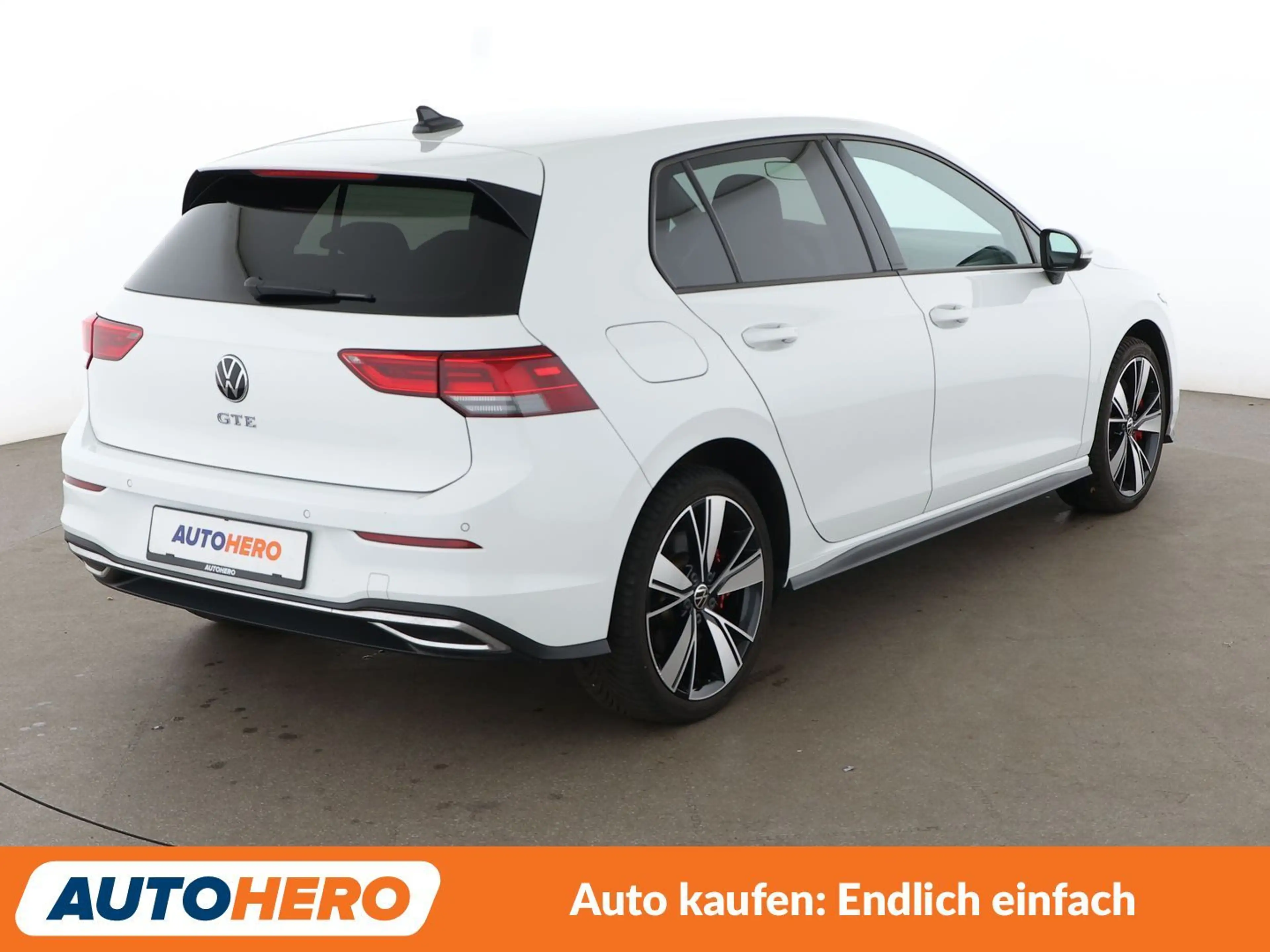 Volkswagen Golf GTE 1.4 GTE Aut.*NAVI*LED*PDC* — photo 6