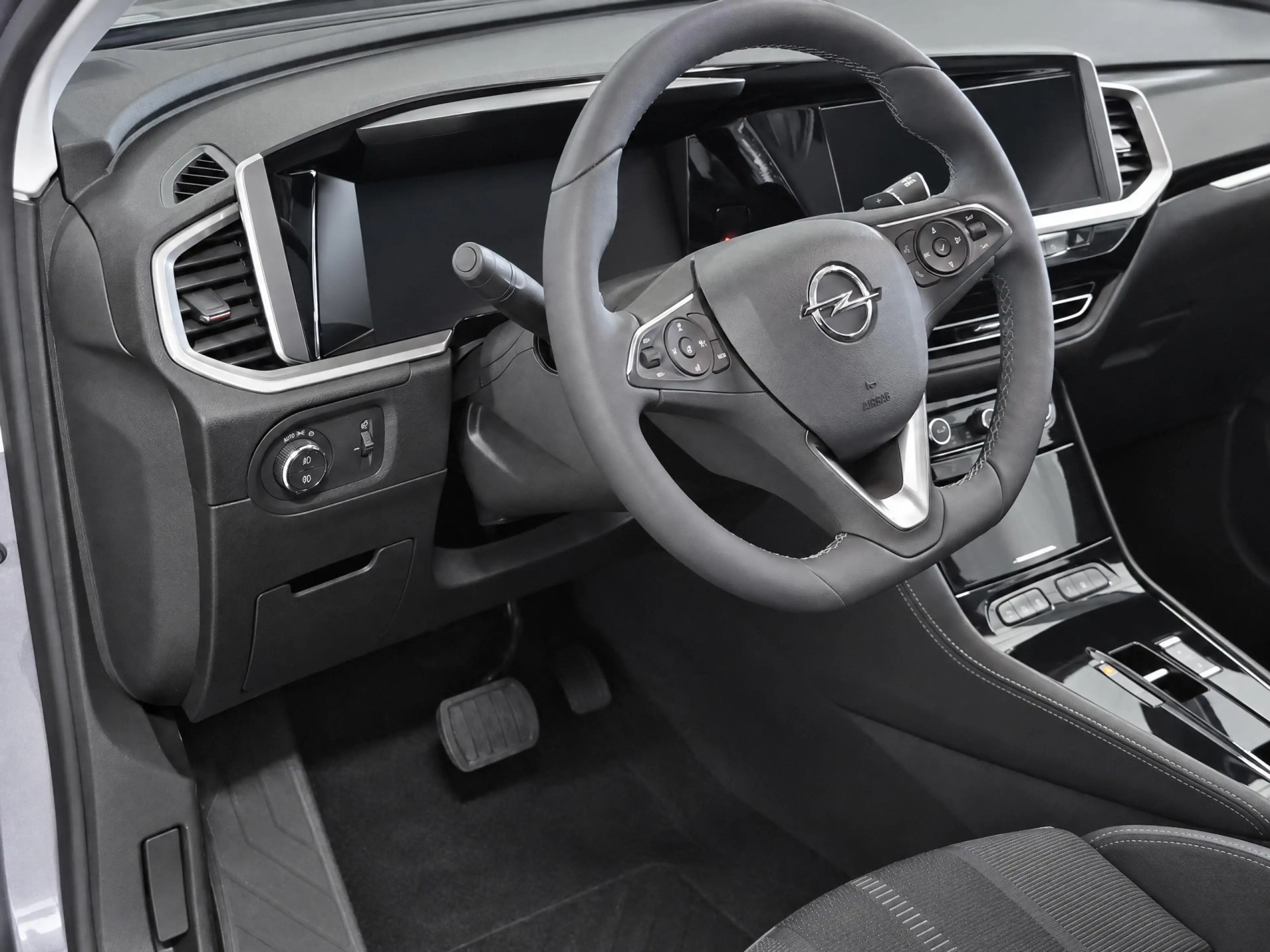Opel Grandland 1.6 Turbo 180PK Plug-In Hybrid Business Edition Na — photo 14